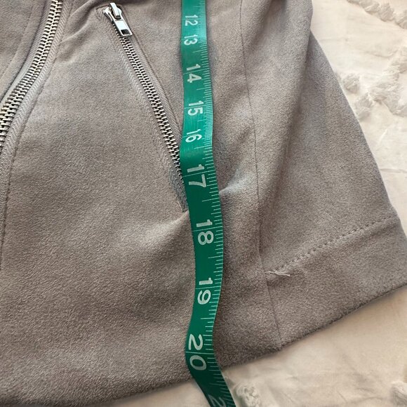 VICI Gray Faux Suede Moto Jacket Women's Size Medium Luxe & Timeless - Picture 10 of 10